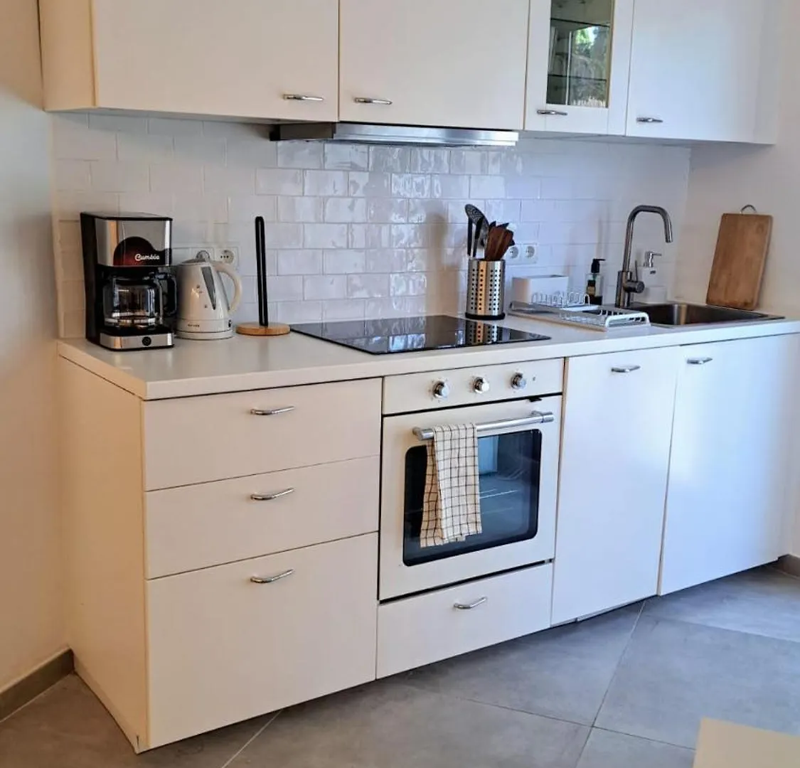Happy Travel La Maestranza 5A Apartment Marbella