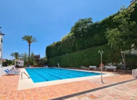 Happy Travel La Maestranza 5A Apartment Marbella