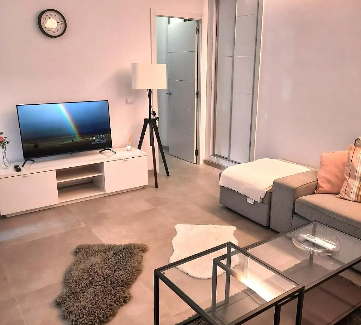 Happy Travel La Maestranza 5A Apartment Marbella