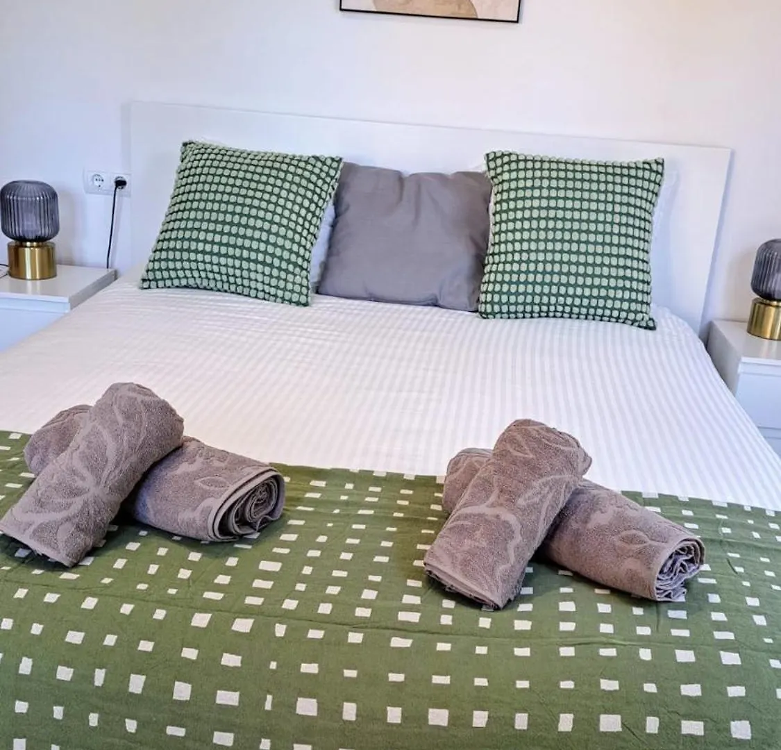 Happy Travel La Maestranza 5A Apartment Marbella